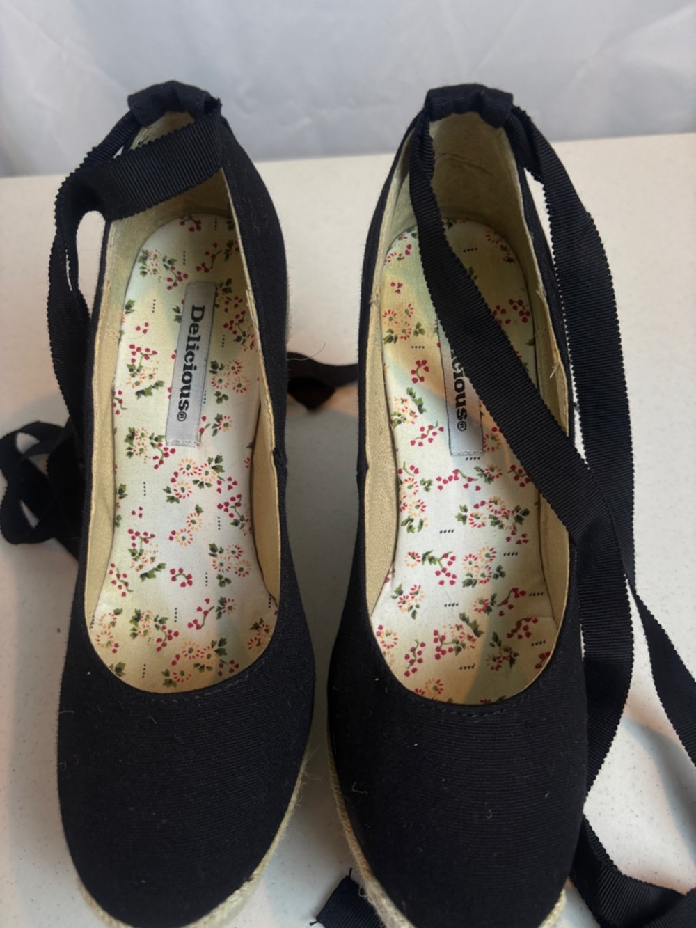 Delicious Black Espadrille Wedge Tie Ribbon Ankle Pumps‎ - Picture 3 of 10